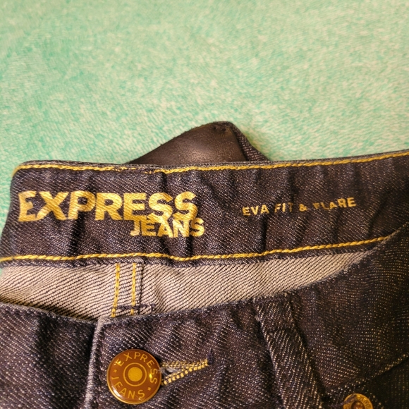 Express Fit and flare Dark wash Jeans Size 6 - Picture 7 of 8